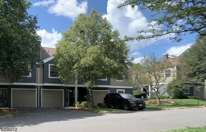 110 Bonney Ct  Bridgewater Twp. NJ 08807 photo