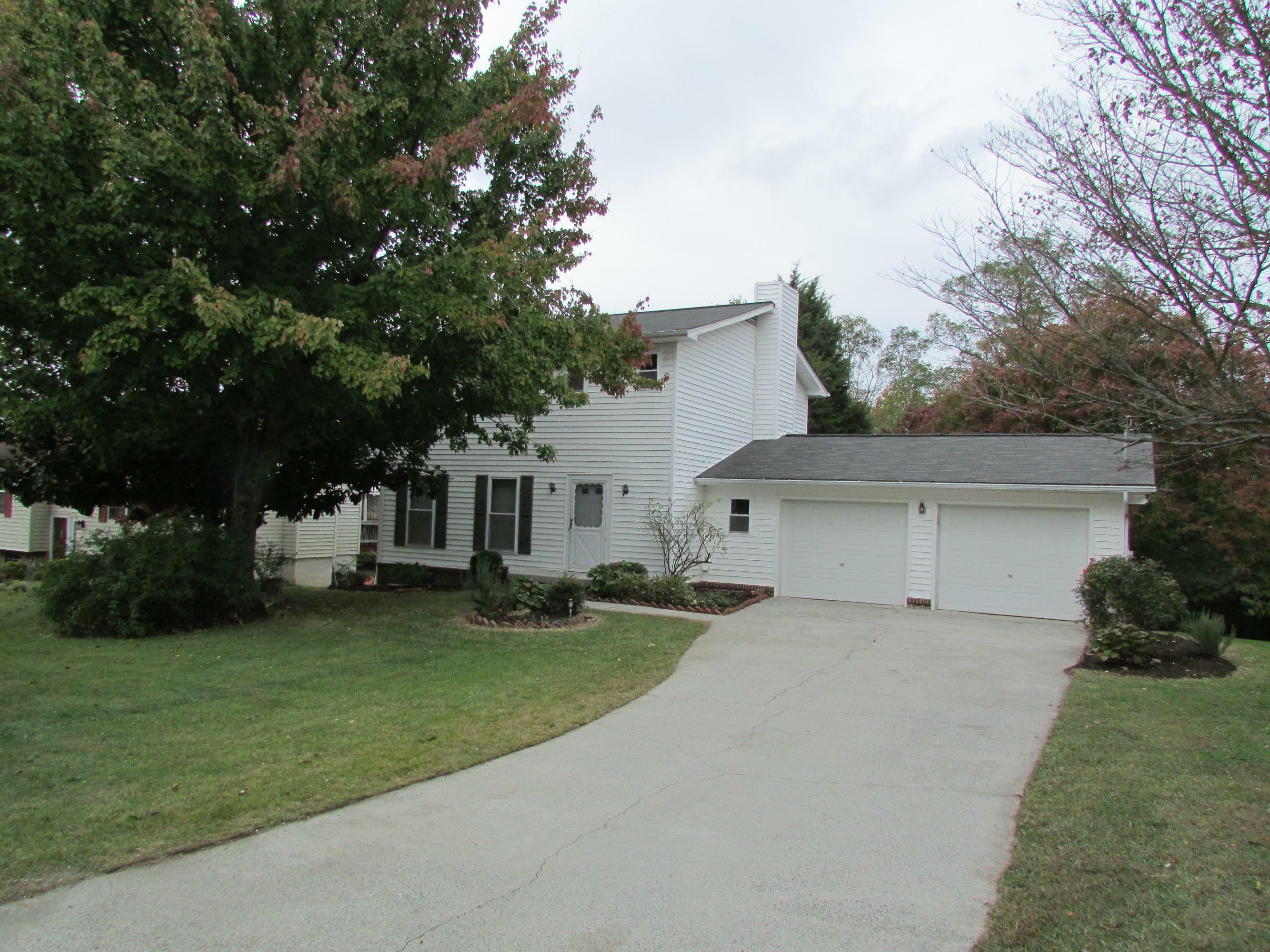 Property Photo:  1325 Chipwood Circle  TN 37932 