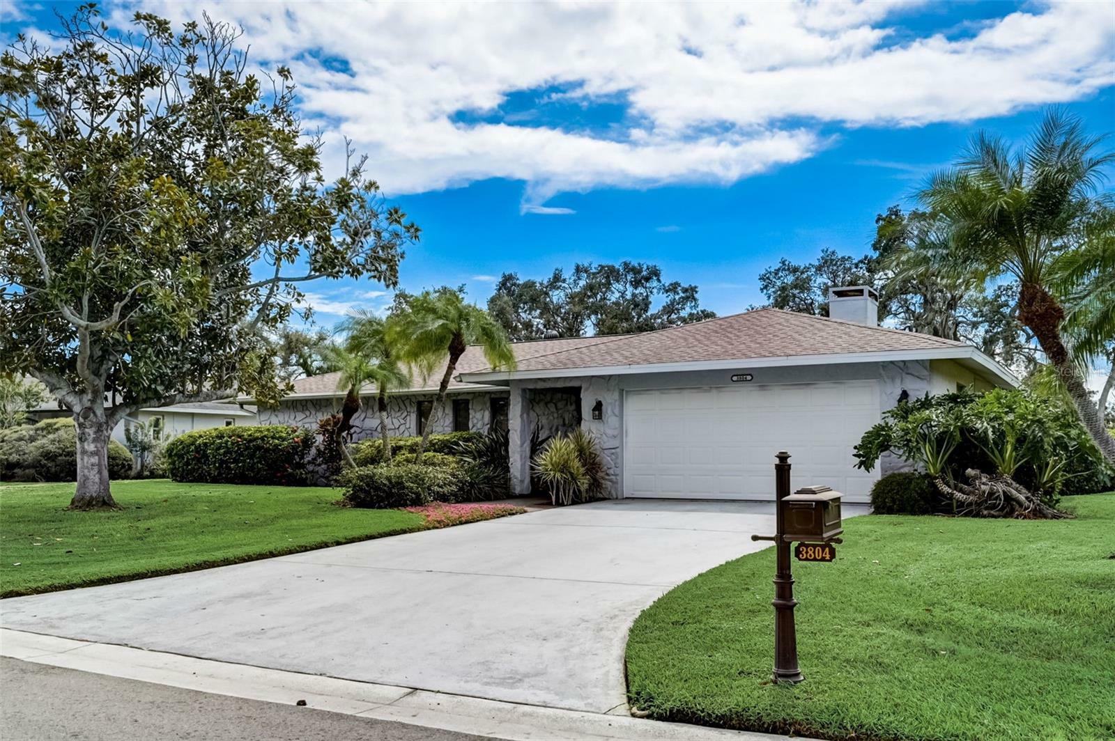 Property Photo:  3804 Prairie Dunes Drive  FL 34238 