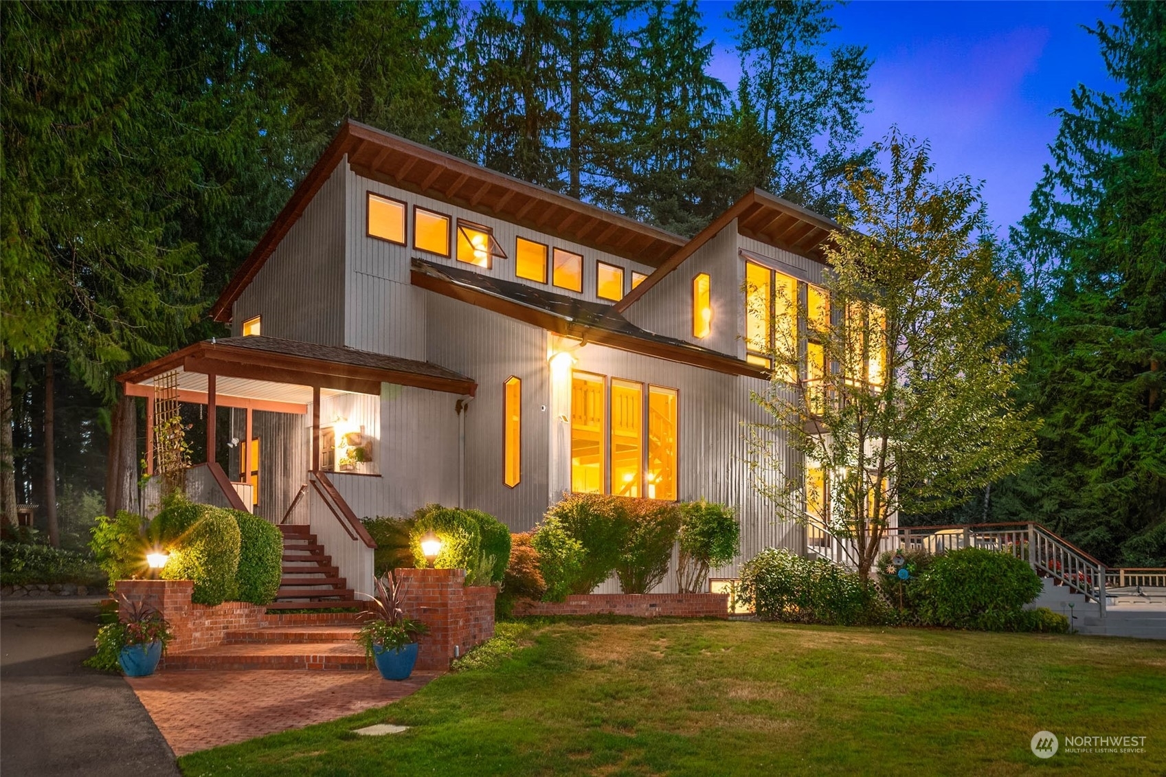 Property Photo: 20122 230th Avenue NE WA 98077