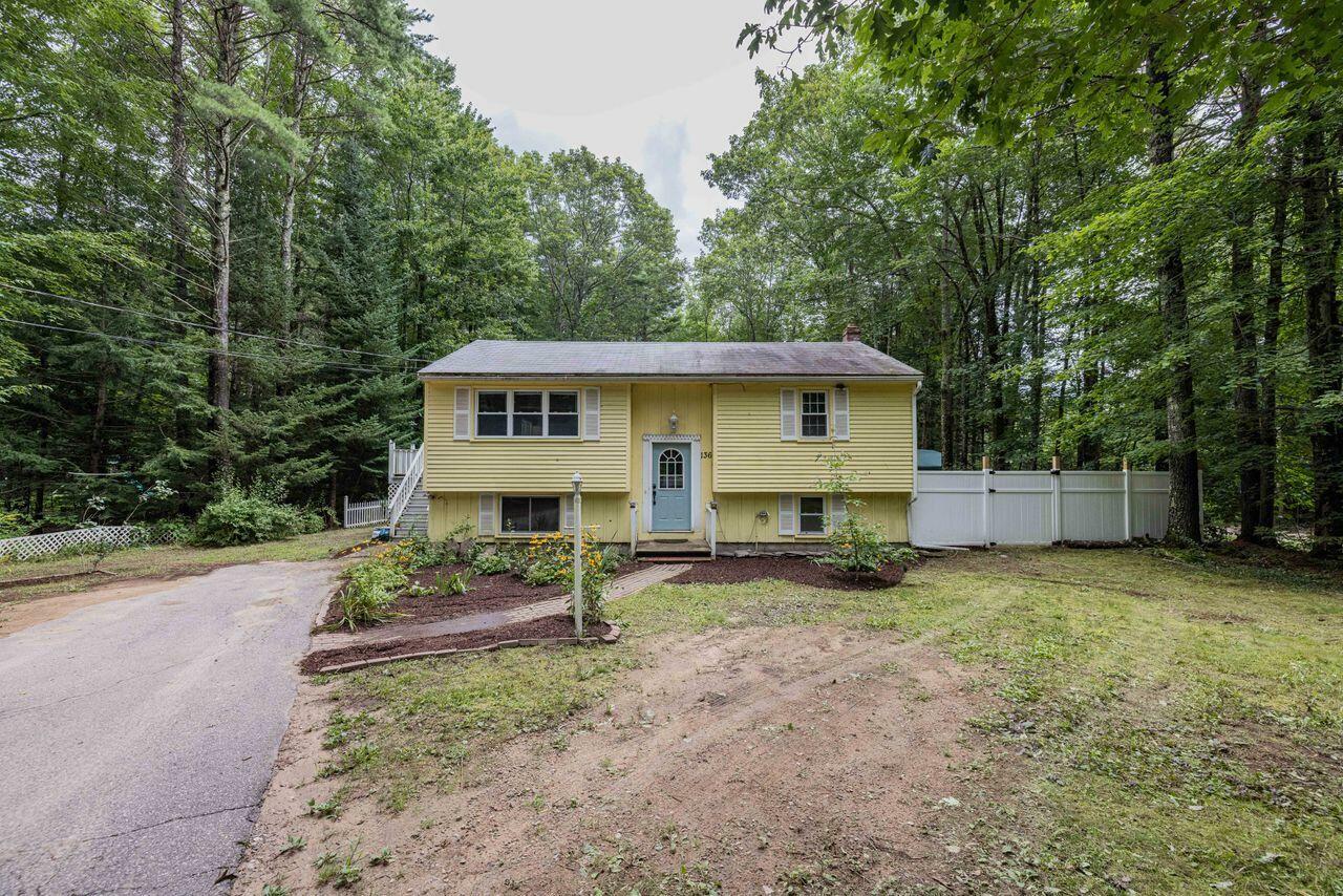 Property Photo:  136 Canterbury Road  ME 04090 