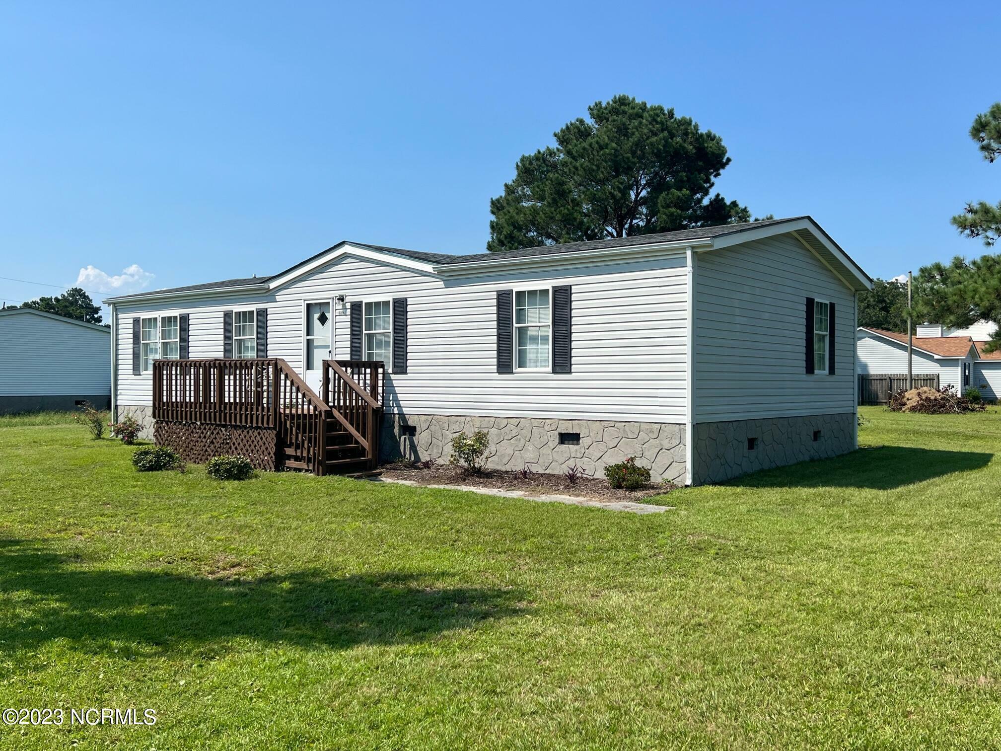 Property Photo:  385 Peru Road  NC 28460 