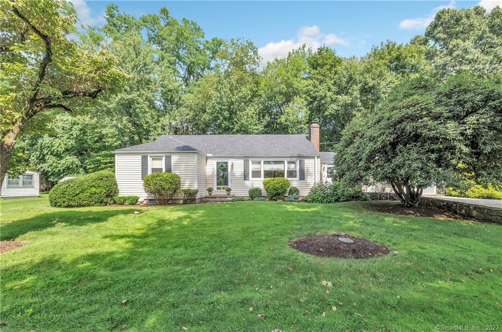 Property Photo: 15 Shadybrook Lane CT 06854