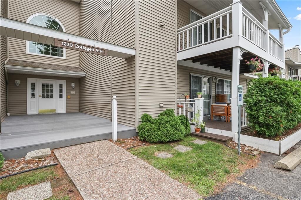 Property Photo:  1230 Youngs Road B  NY 14221 