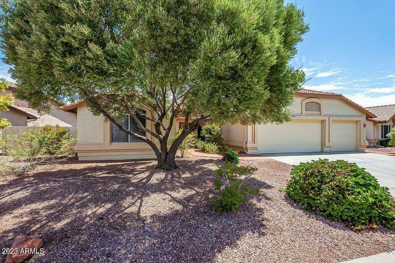 Property Photo:  20707 N Ventana Drive W  AZ 85373 