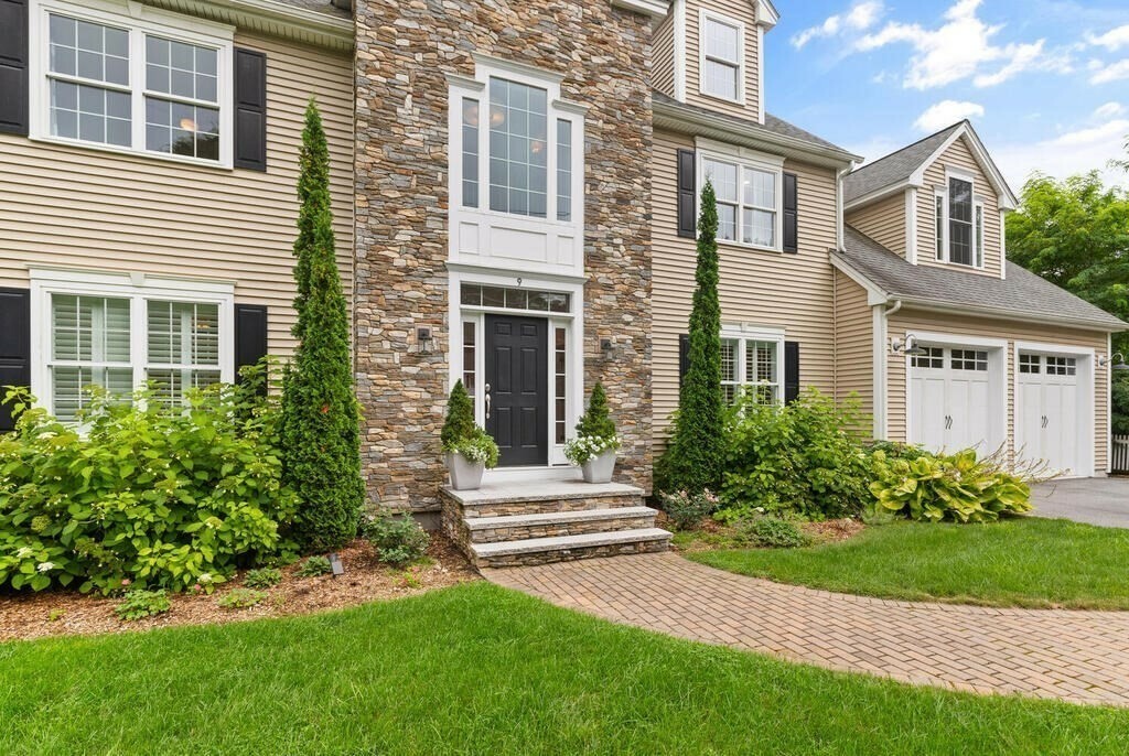 Property Photo: 9 Lexington St MA 01803