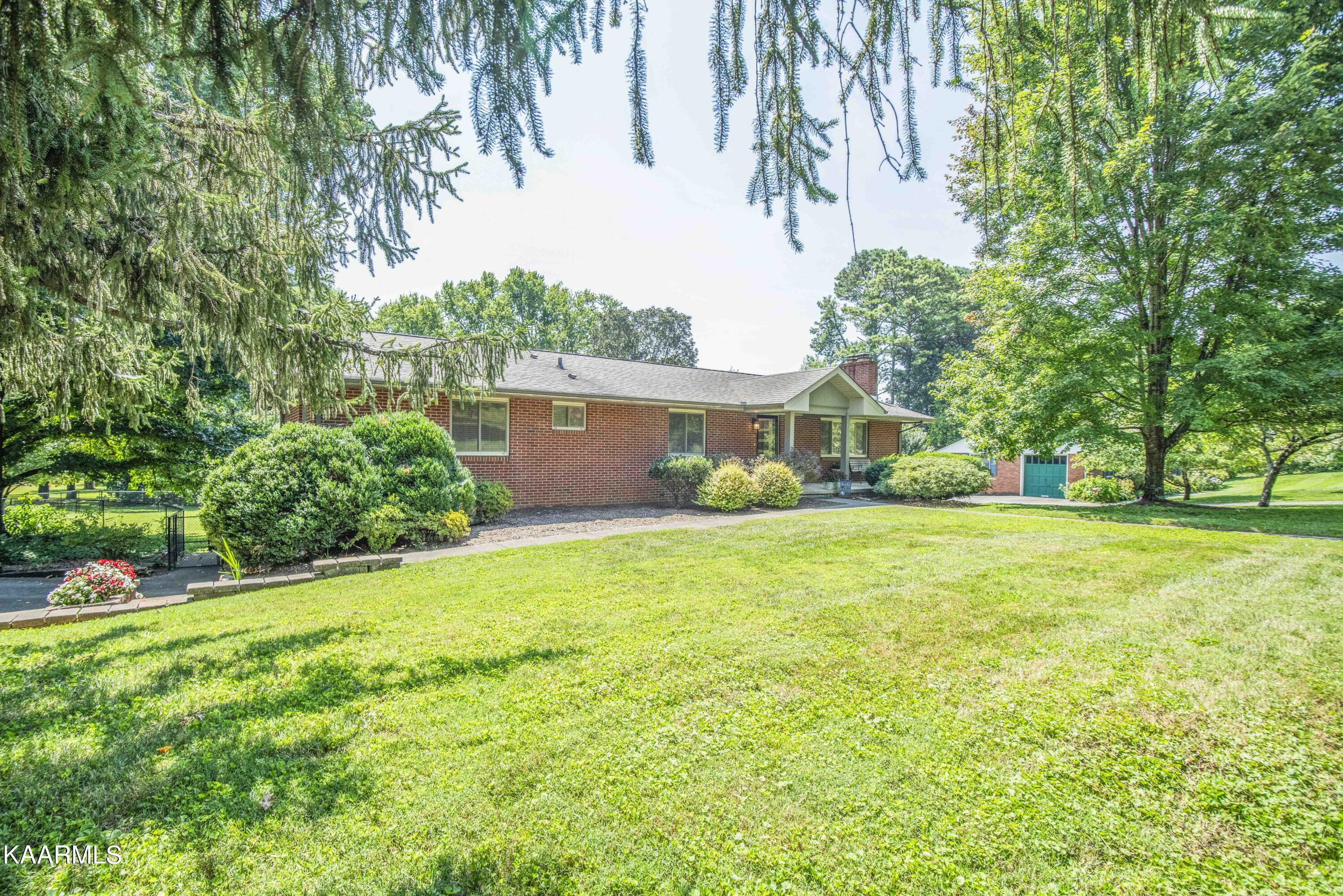 Property Photo:  8000 NW Bennington Drive  TN 37909 