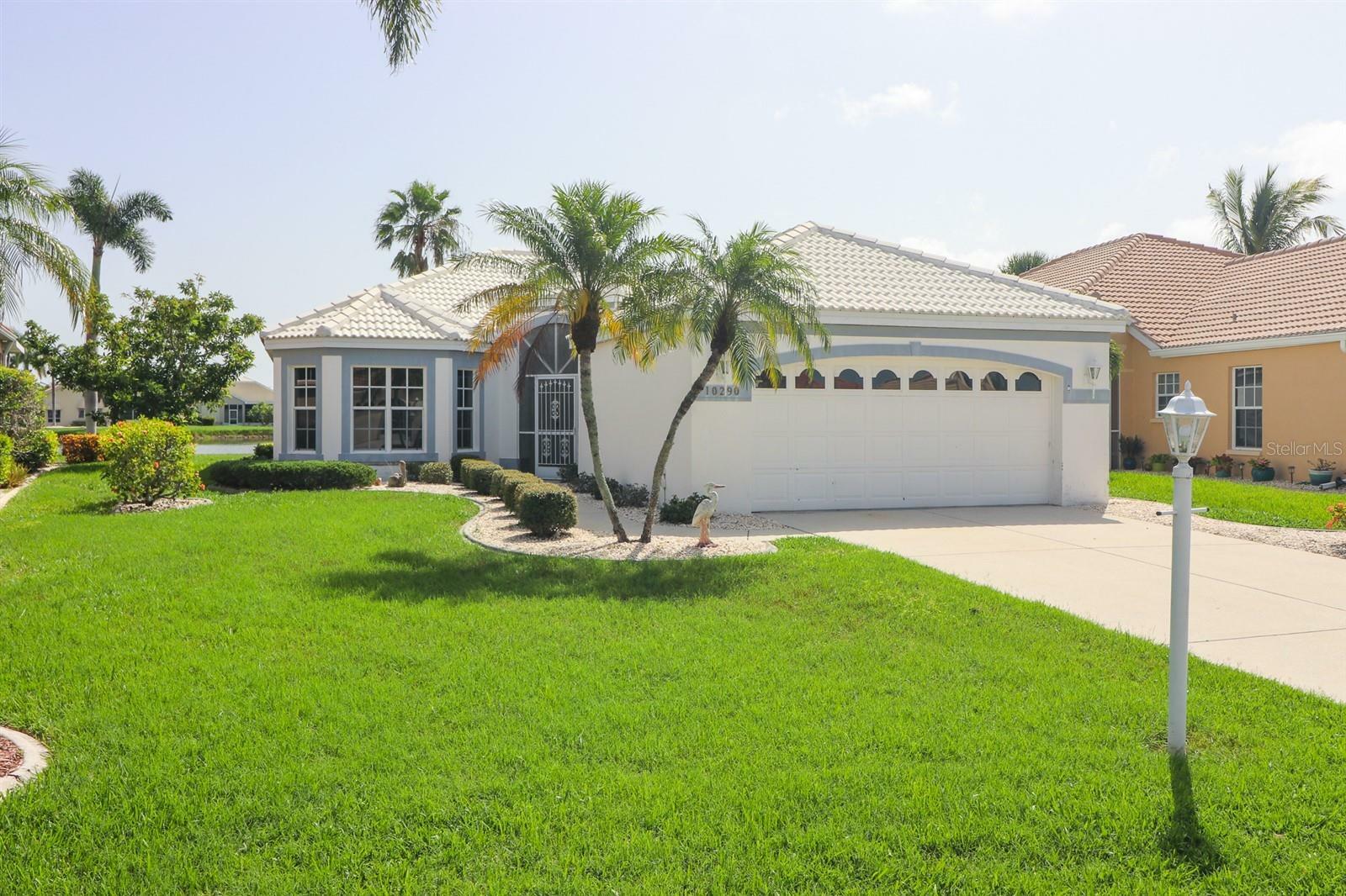 Property Photo:  10290 Shadow Run Court  FL 33955 