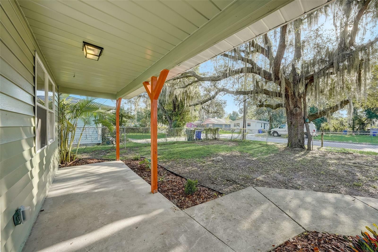 Property Photo:  1038 Neville Avenue  FL 33805 