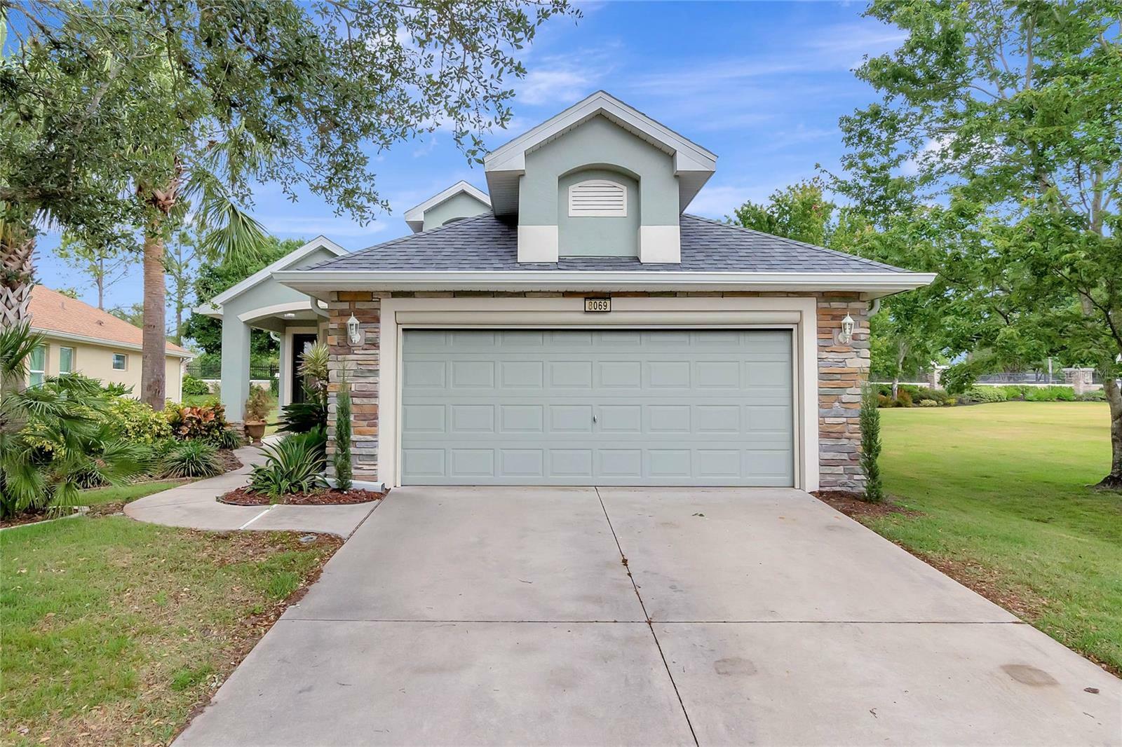 Property Photo: 8069 Bridgeport Bay Circle FL 32757
