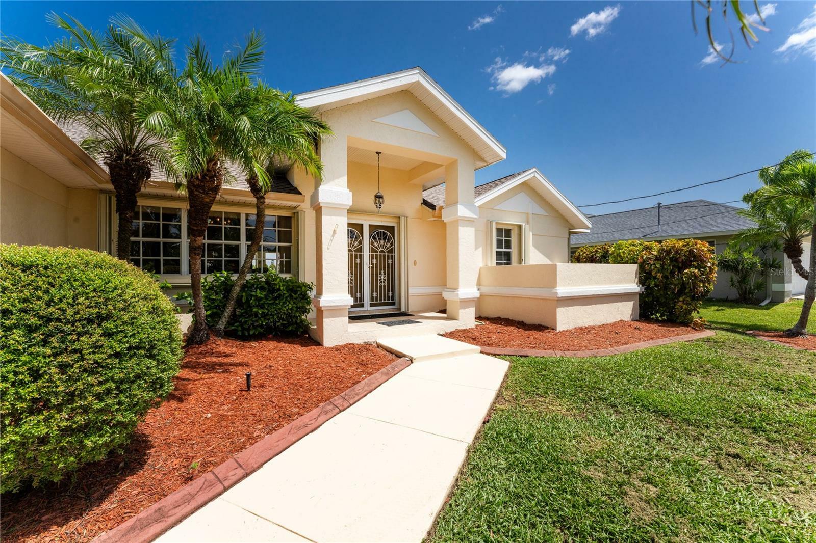 Property Photo:  224 Rotonda Circle  FL 33947 