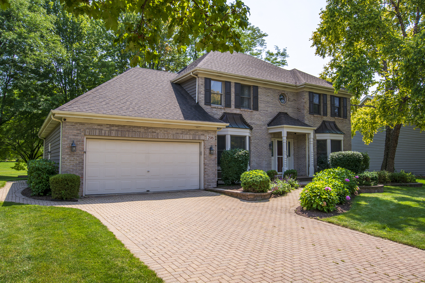 Property Photo: 298 Woodside Drive IL 60185