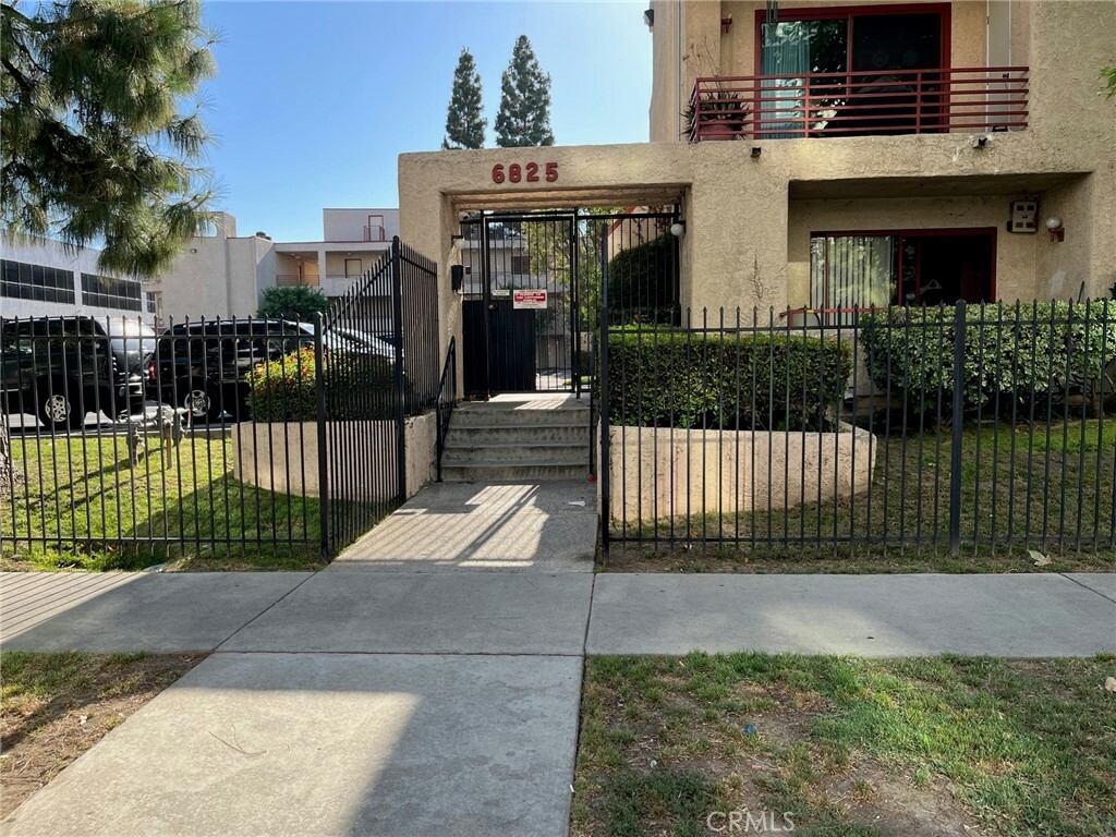 Property Photo:  6825 Alabama Avenue 111  CA 91303 