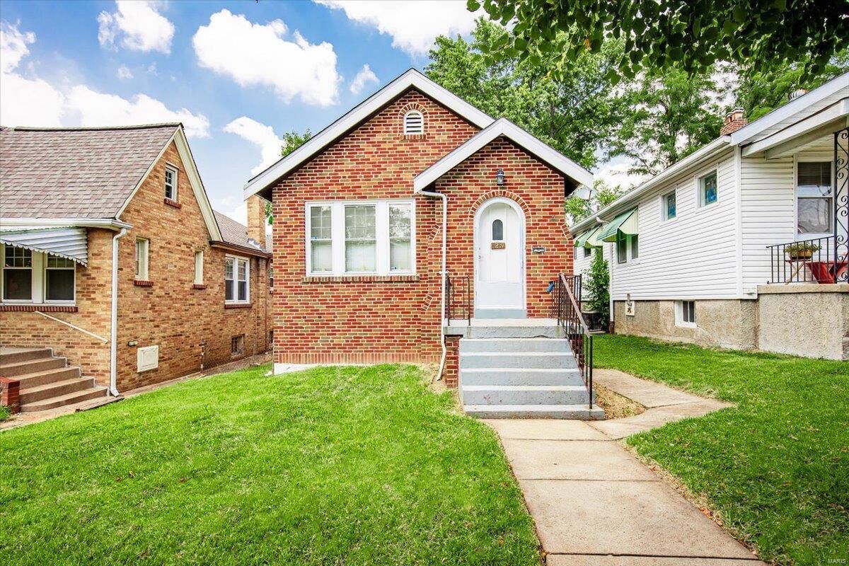 Property Photo:  6267 Hoffman Avenue  MO 63139