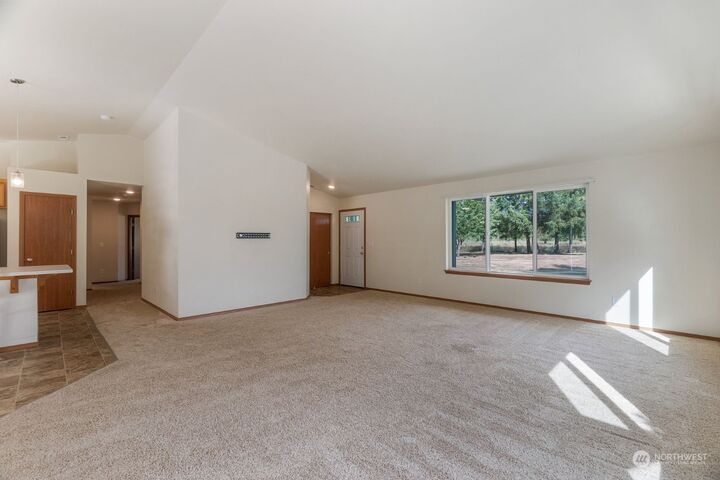 Property Photo:  731 N Military Road  WA 98596 