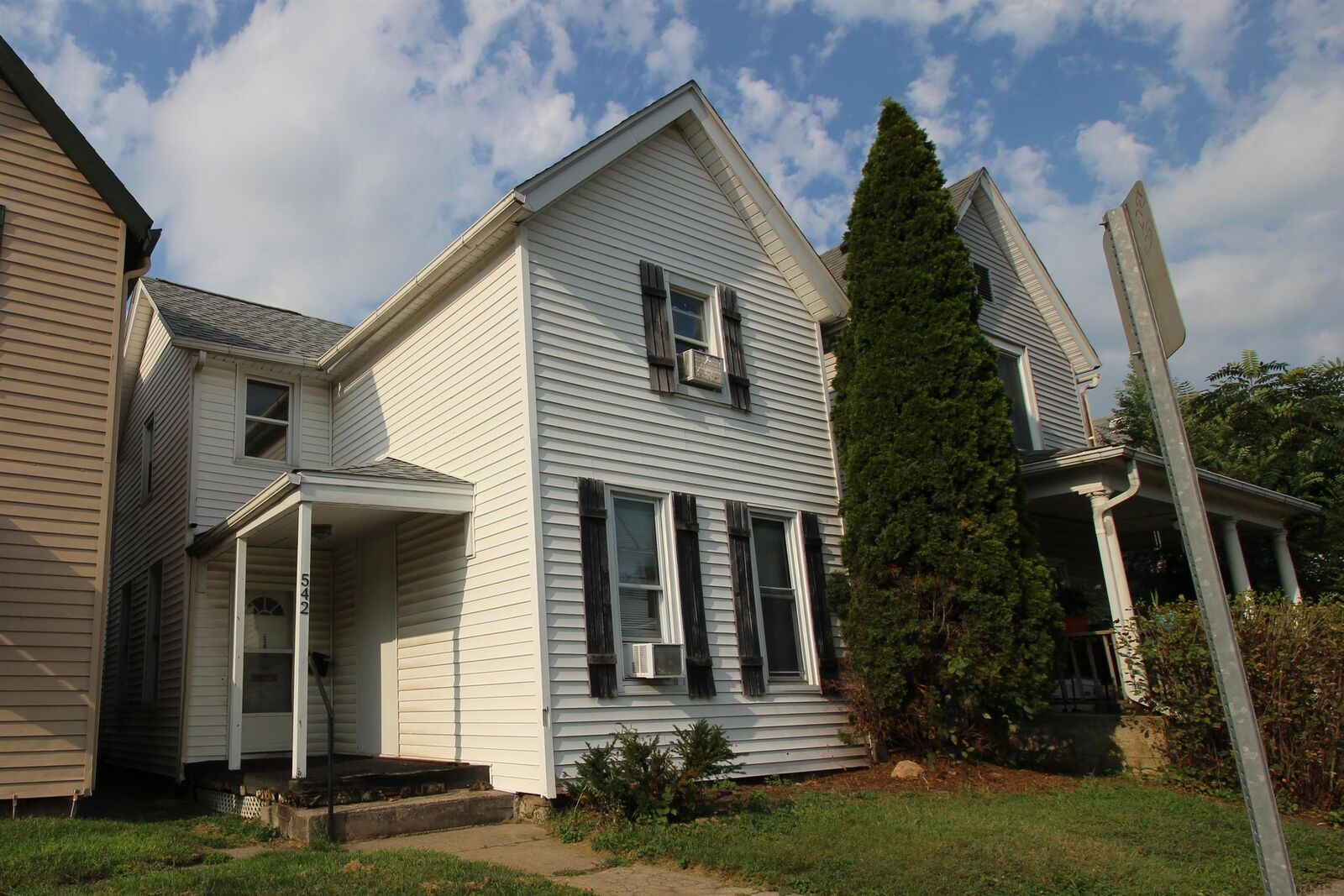 Property Photo:  542 W Fourth Street  IN 46808 