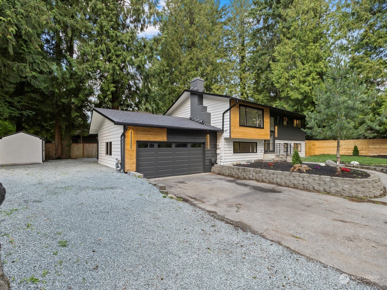 Property Photo:  19132 1st Avenue SE  WA 98012 