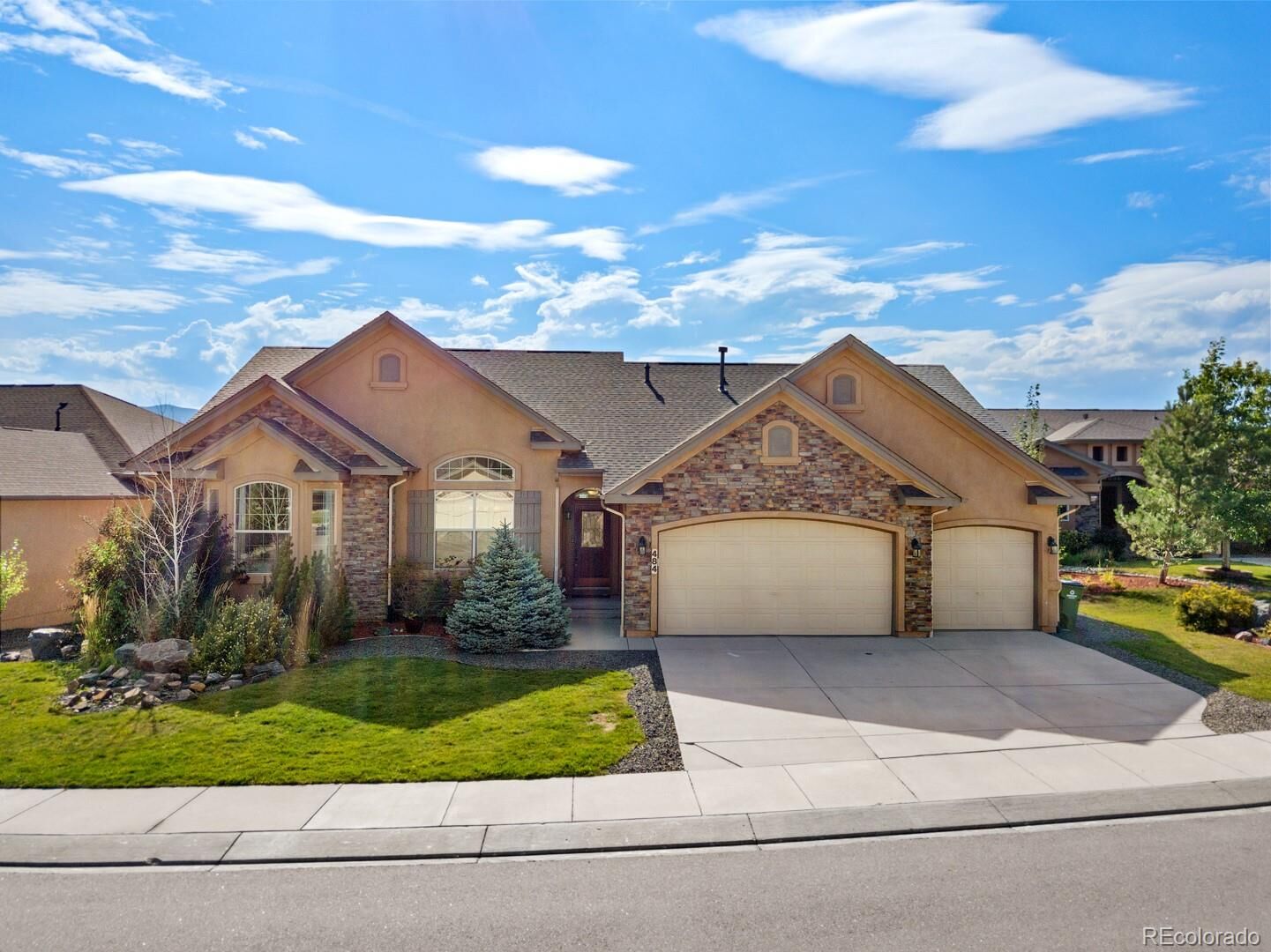 Property Photo:  484 Pasada Way  CO 80132 