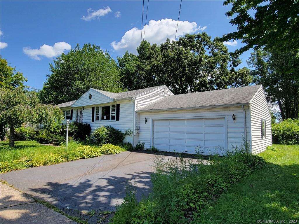 Property Photo: 17 Williamson Road CT 06517