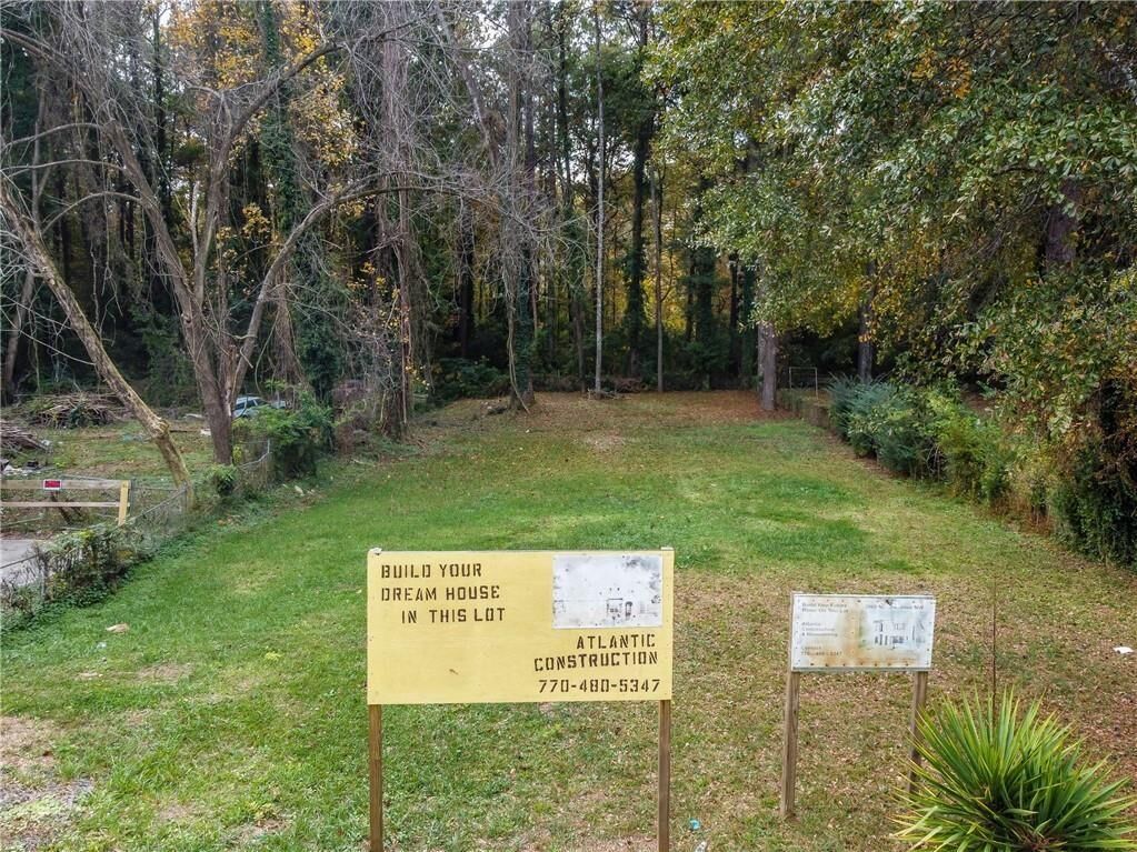 Property Photo:  2060 North Avenue NW  GA 30318 