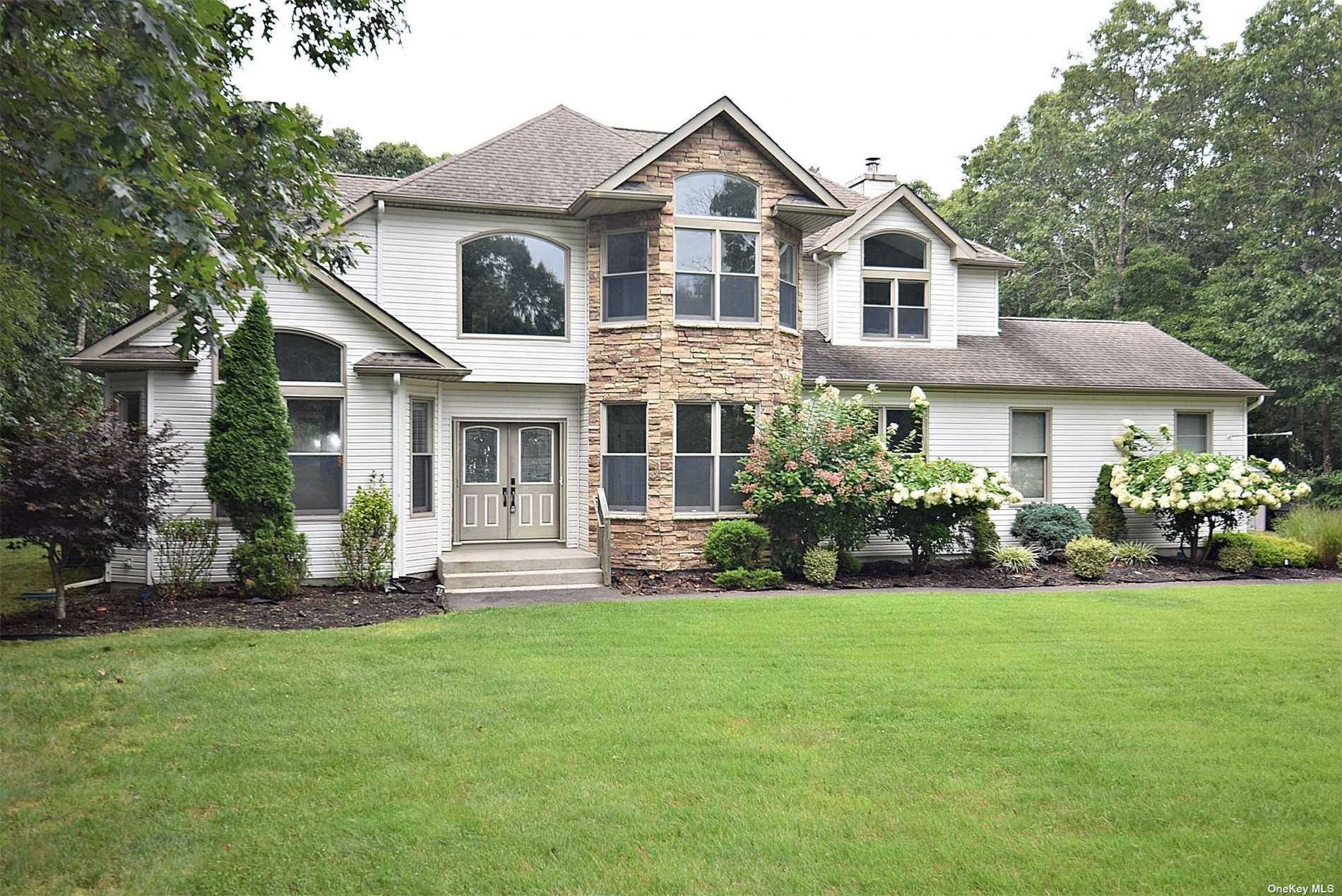 Property Photo: 6 Patricia Lane NY 11949