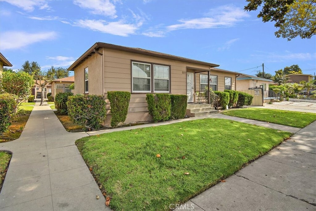 3355 Independence Avenue  South Gate CA 90280 photo