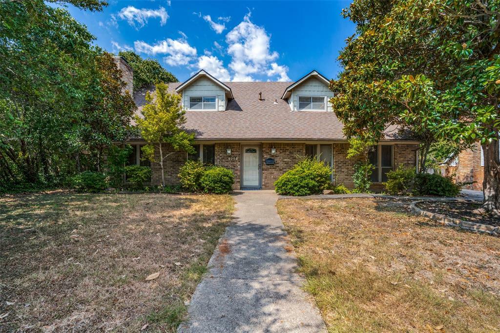 Property Photo:  707 Eisenhower Drive  TX 75137 