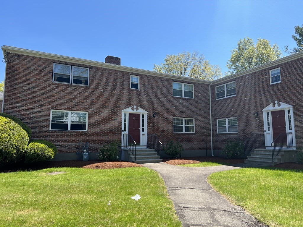 Property Photo: 27 Beulah St 2 MA 01701