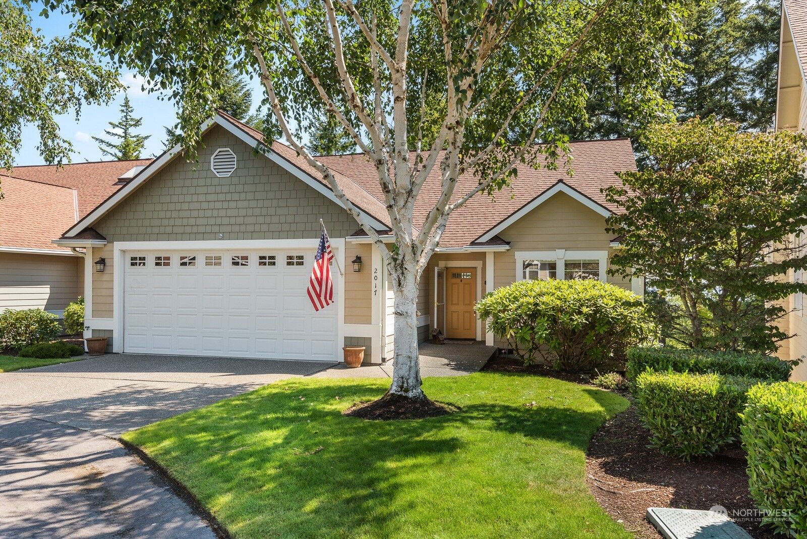 Property Photo: 2017 Cascade Court 22 WA 98221