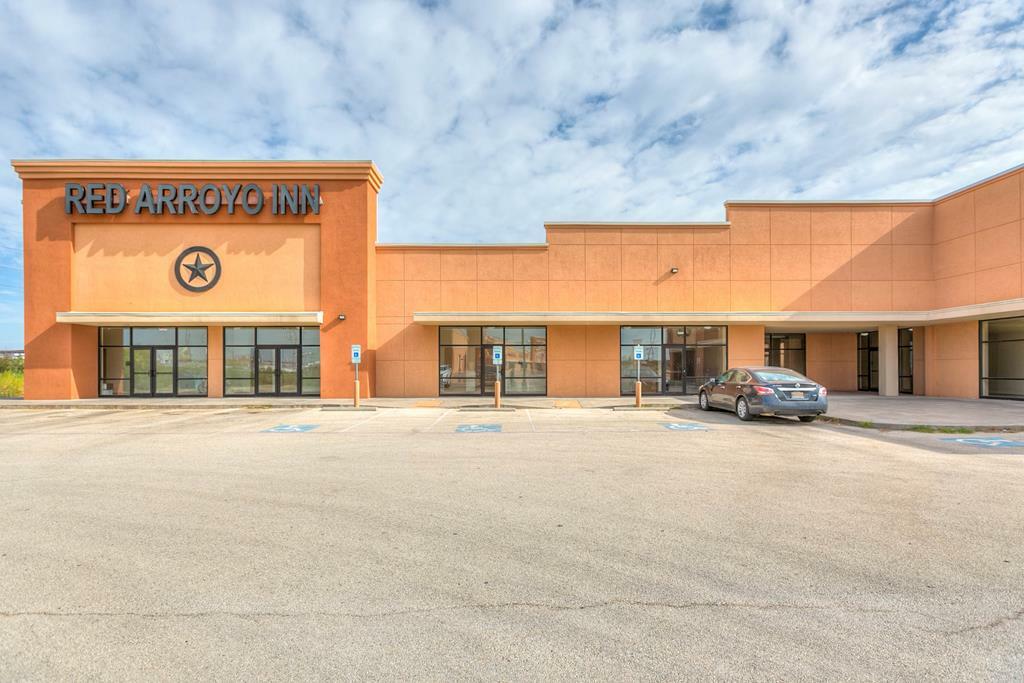 Property Photo: 4268 Sherwood Way TX 76901