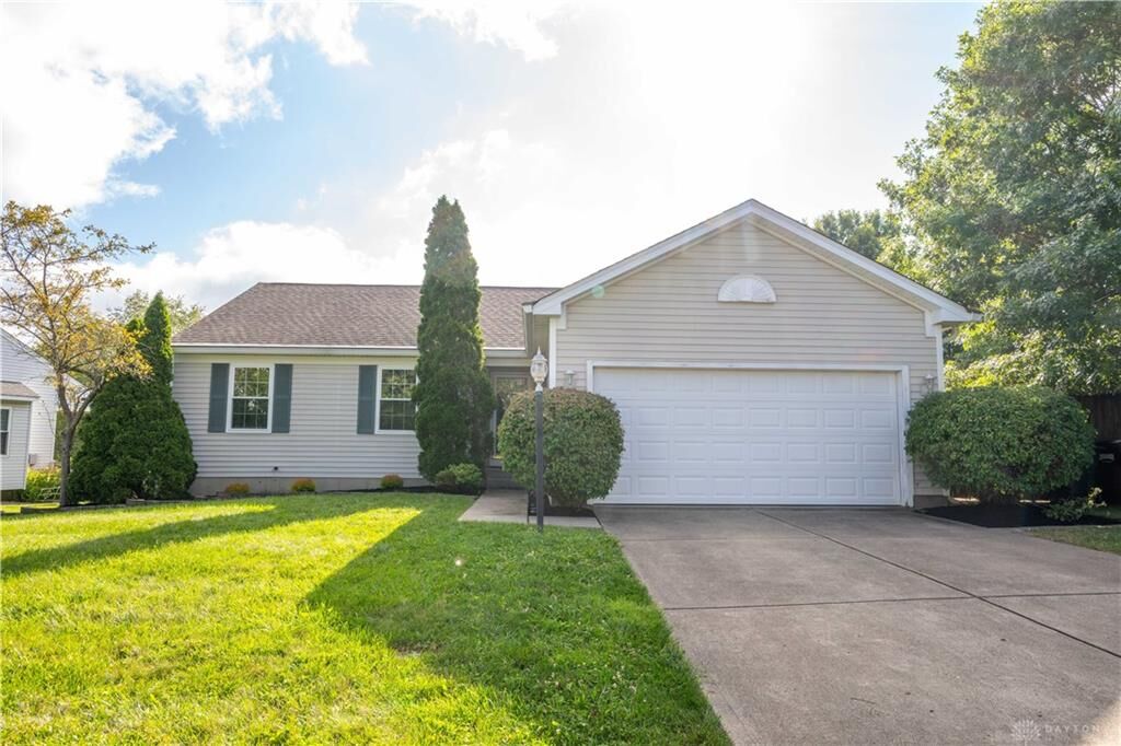 Property Photo: 8240 Summer View Drive OH 45040