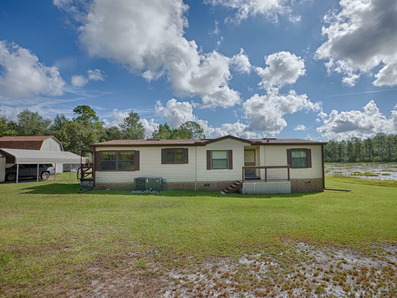 Property Photo:  41000 Posey Drive  FL 32736 