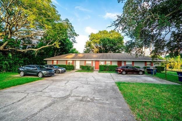 Property Photo:  1901 Chenango Avenue  FL 33755 