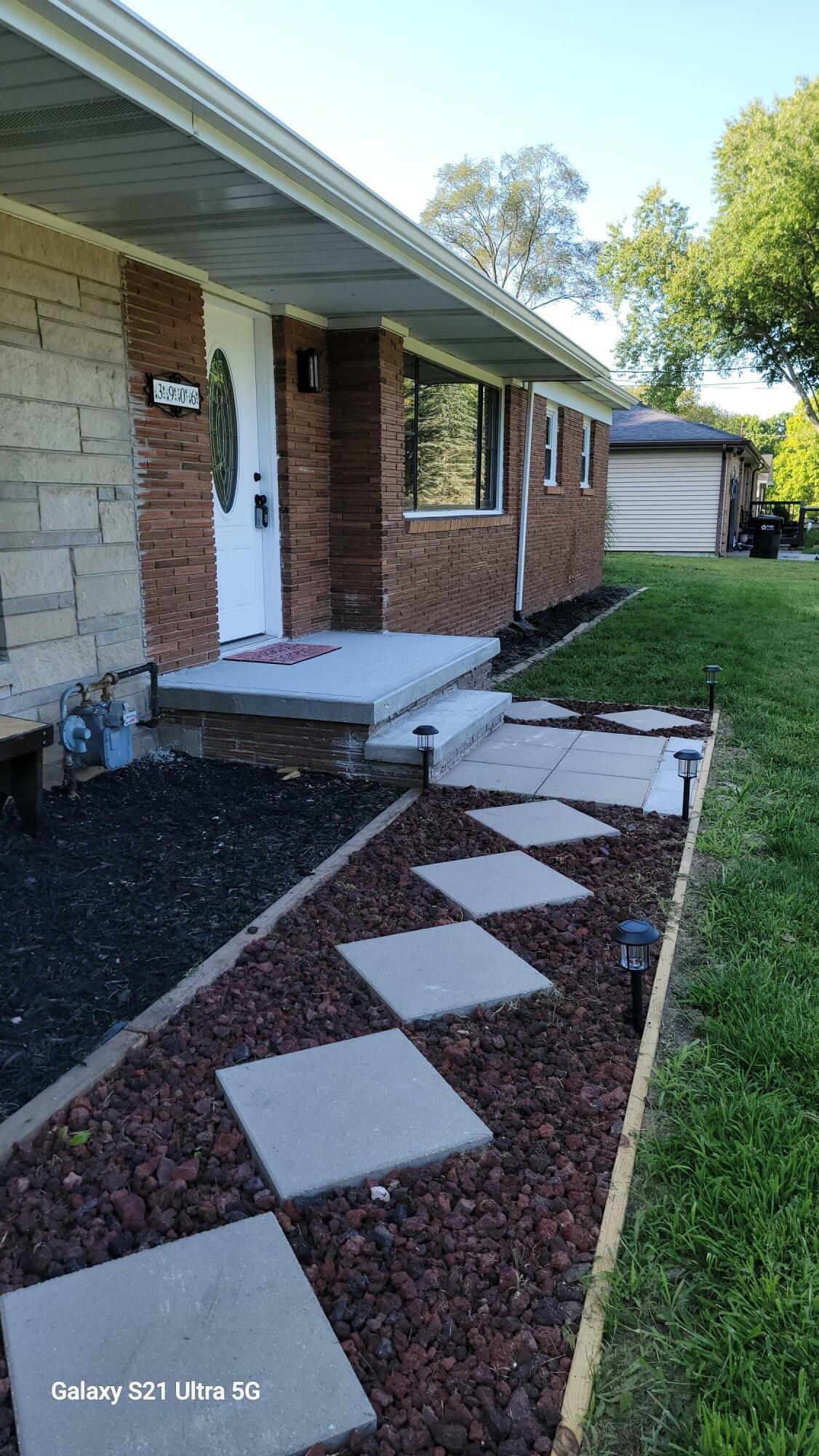 Property Photo: 3906 Sutherland Avenue MI 49098