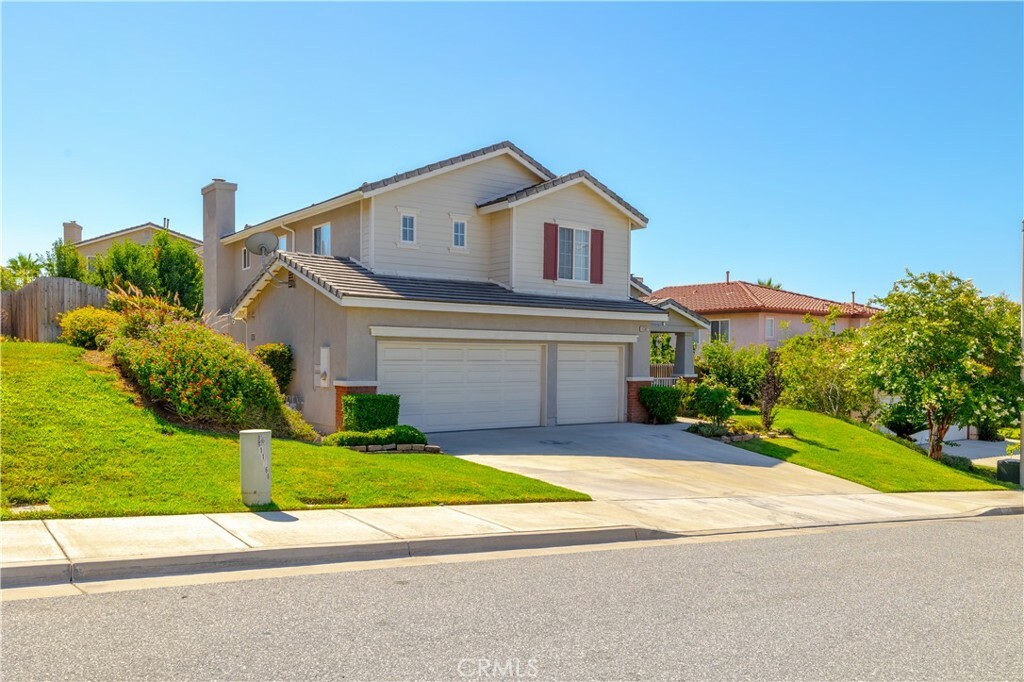 Property Photo:  11382 Chaucer Street  CA 92557 