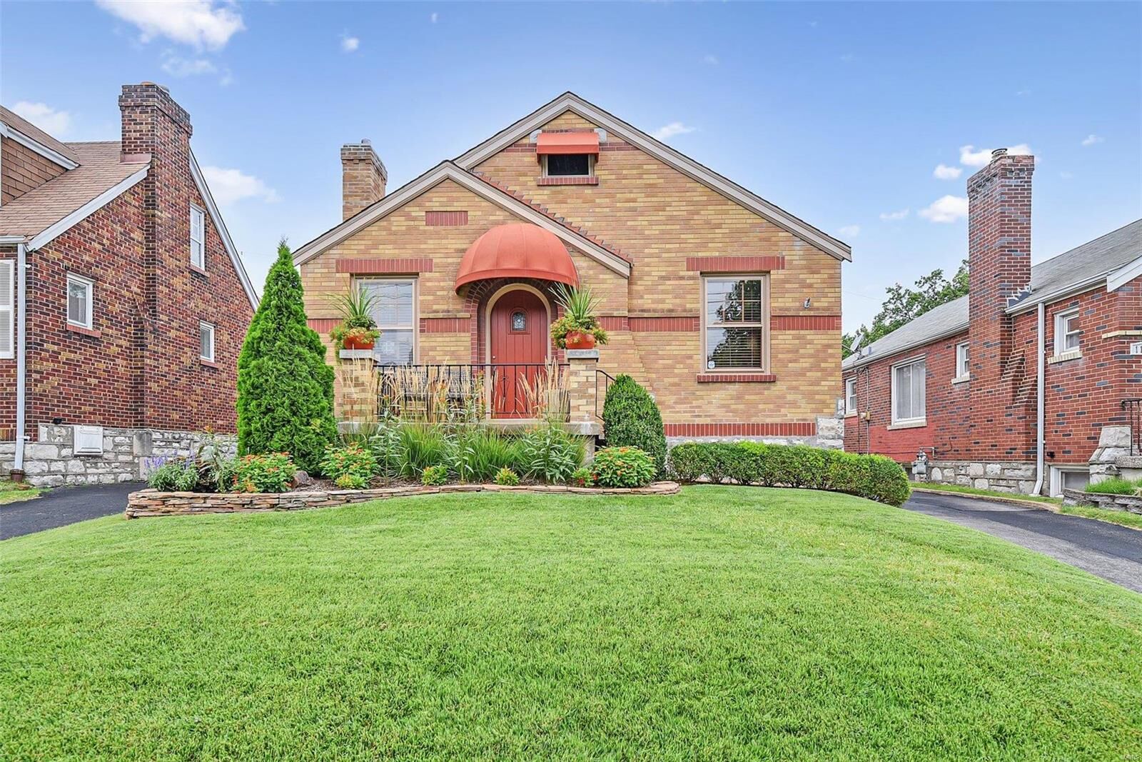 Property Photo: 1127 Tamm Avenue MO 63139