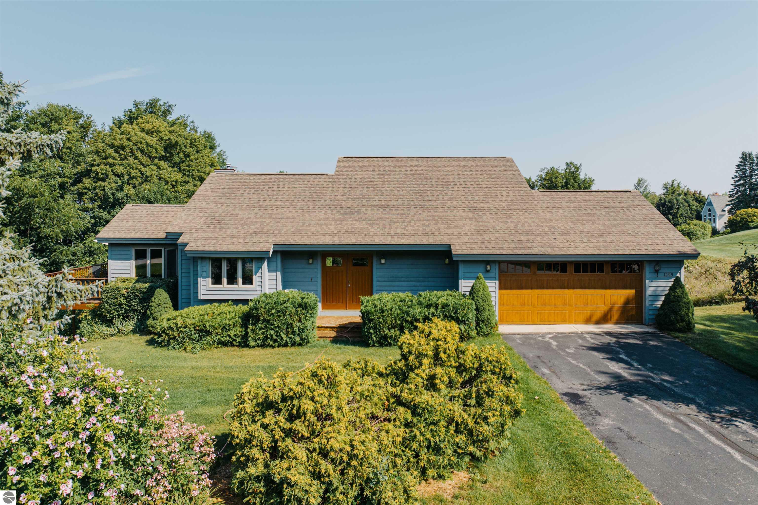 1259 Lin Dale Drive  Traverse City MI 49686 photo