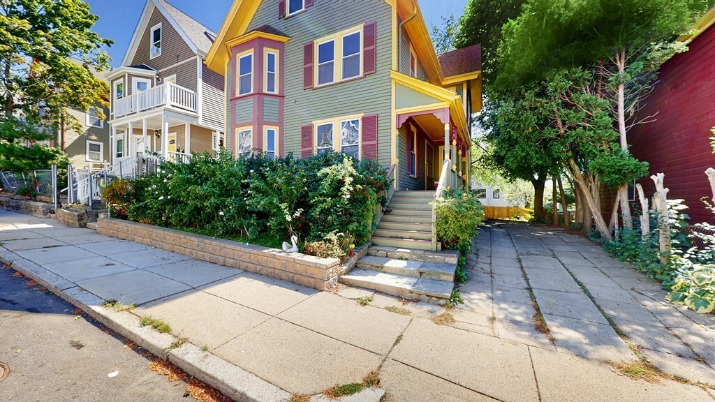 Property Photo: 39 Dracut St 39 MA 02124