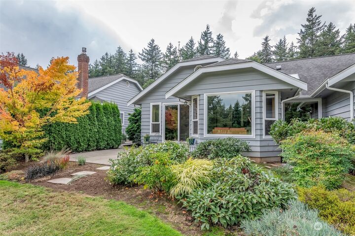 6848 Golf View Drive B  Lynden WA 98264 photo