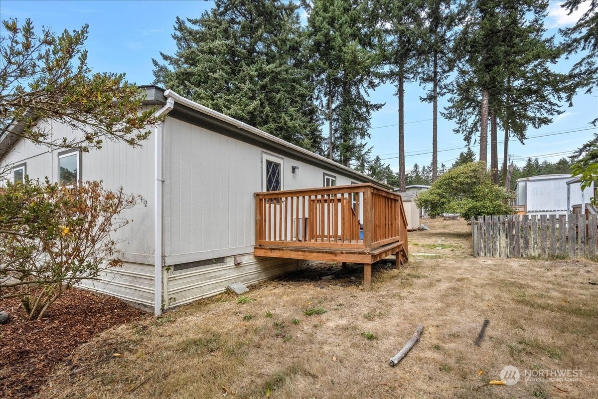 Property Photo:  2890 N Oak Harbor Road 412  WA 98277 