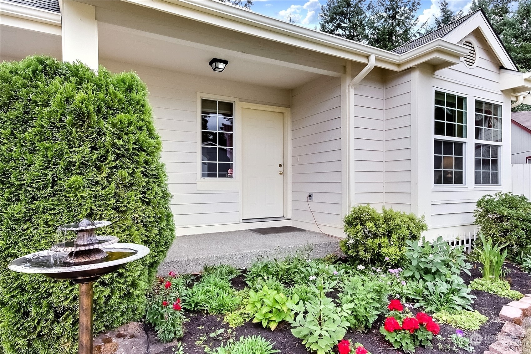 Property Photo:  3001 240th Street Ct E  WA 98387 