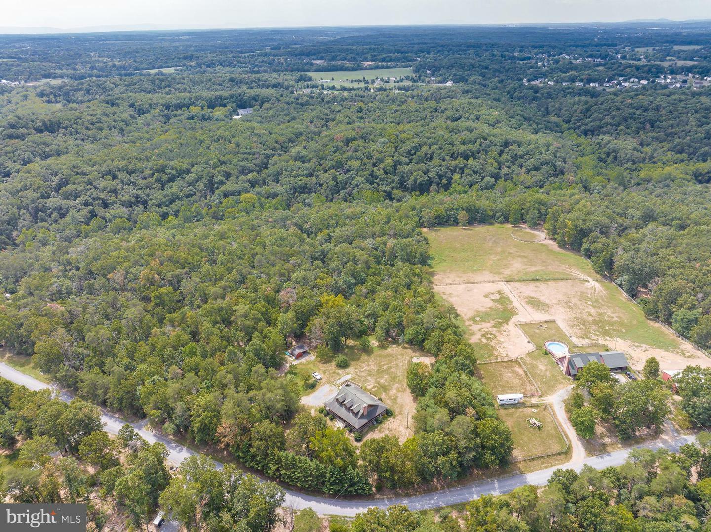 Property Photo: 221 Gunpowder Lane WV 25428