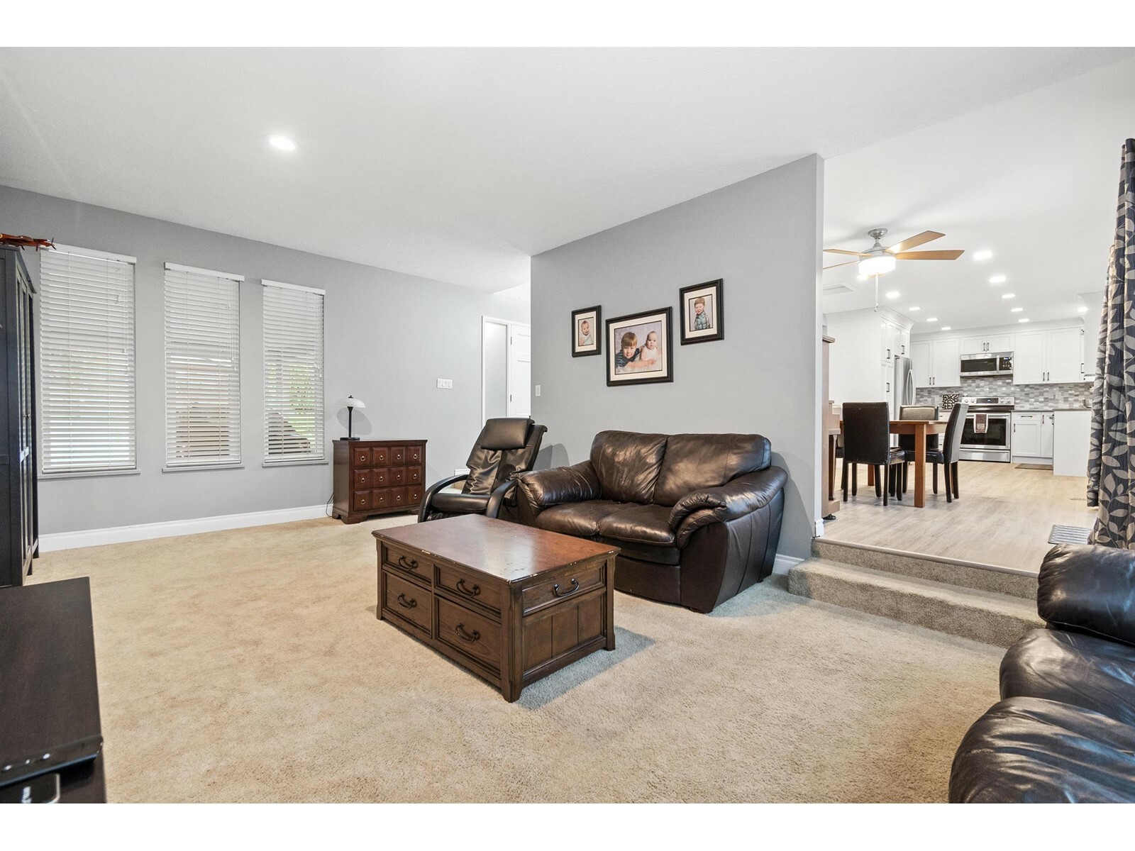 Property Photo: 34543 Acorn Avenue BC V2S5G2