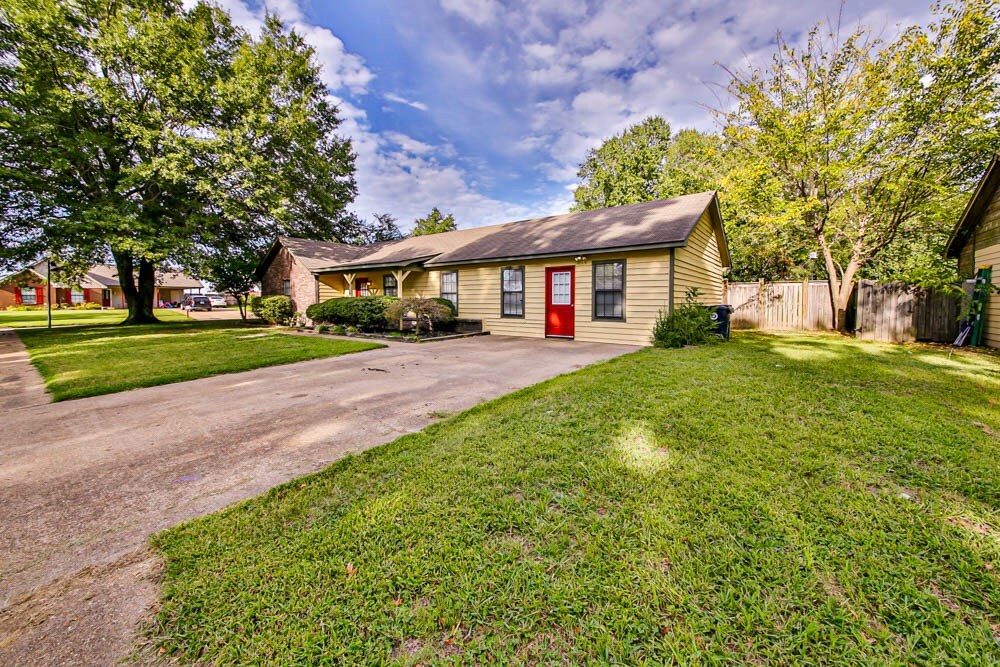 Property Photo:  214 Hunters Lane  AR 72364 