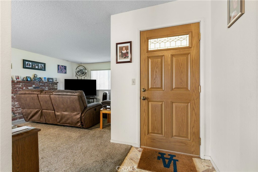 Property Photo:  431 Veronica Drive  CA 93446 