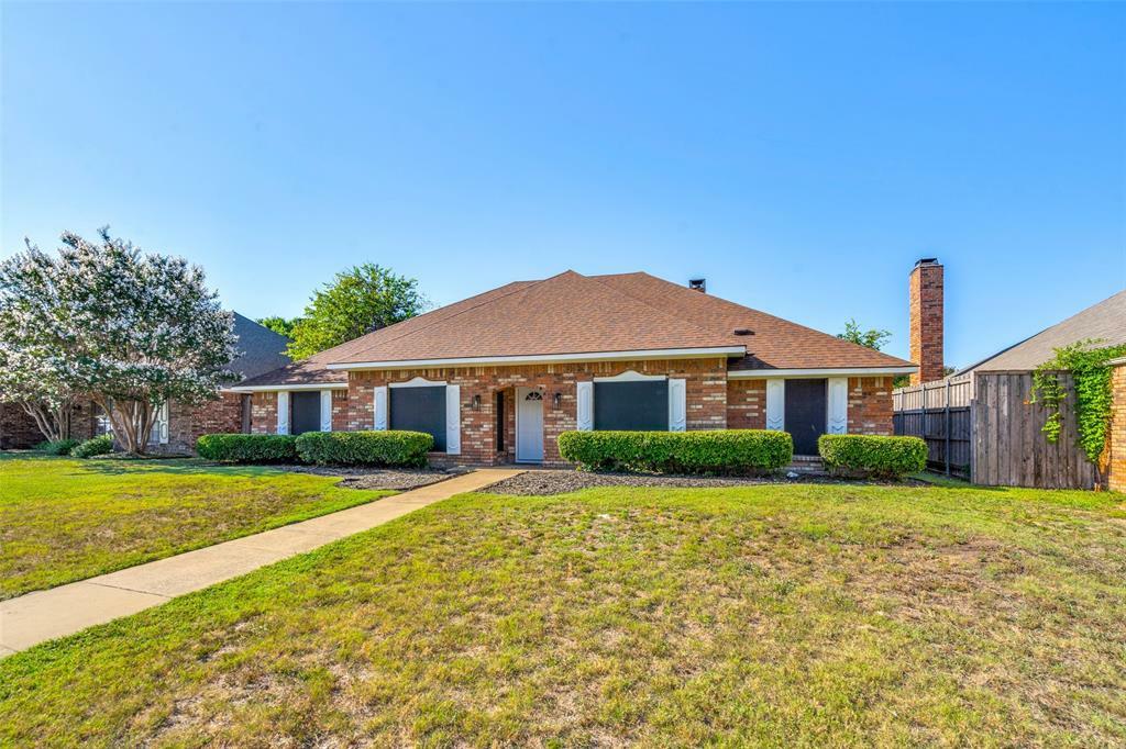 Property Photo:  702 Spring Brook Drive  TX 75002 