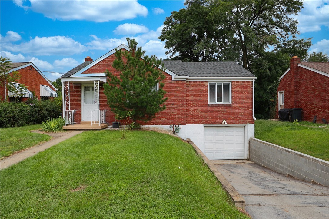 Property Photo: 3103 Valley Ridge PA 15133