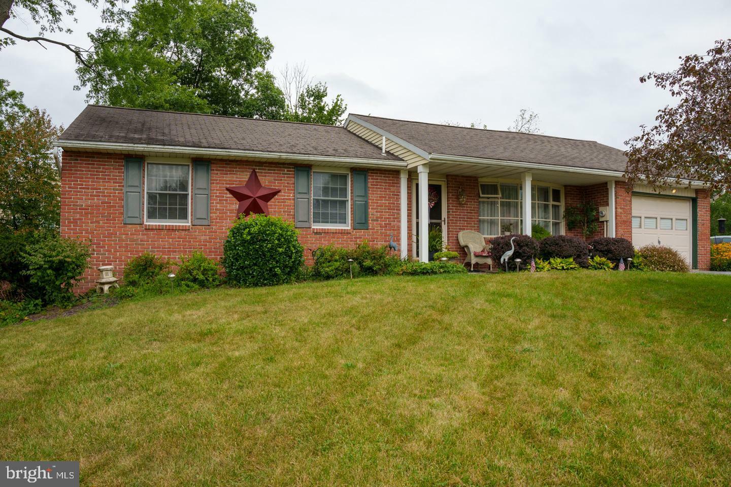 Property Photo:  125 Redwood Drive  PA 19518 