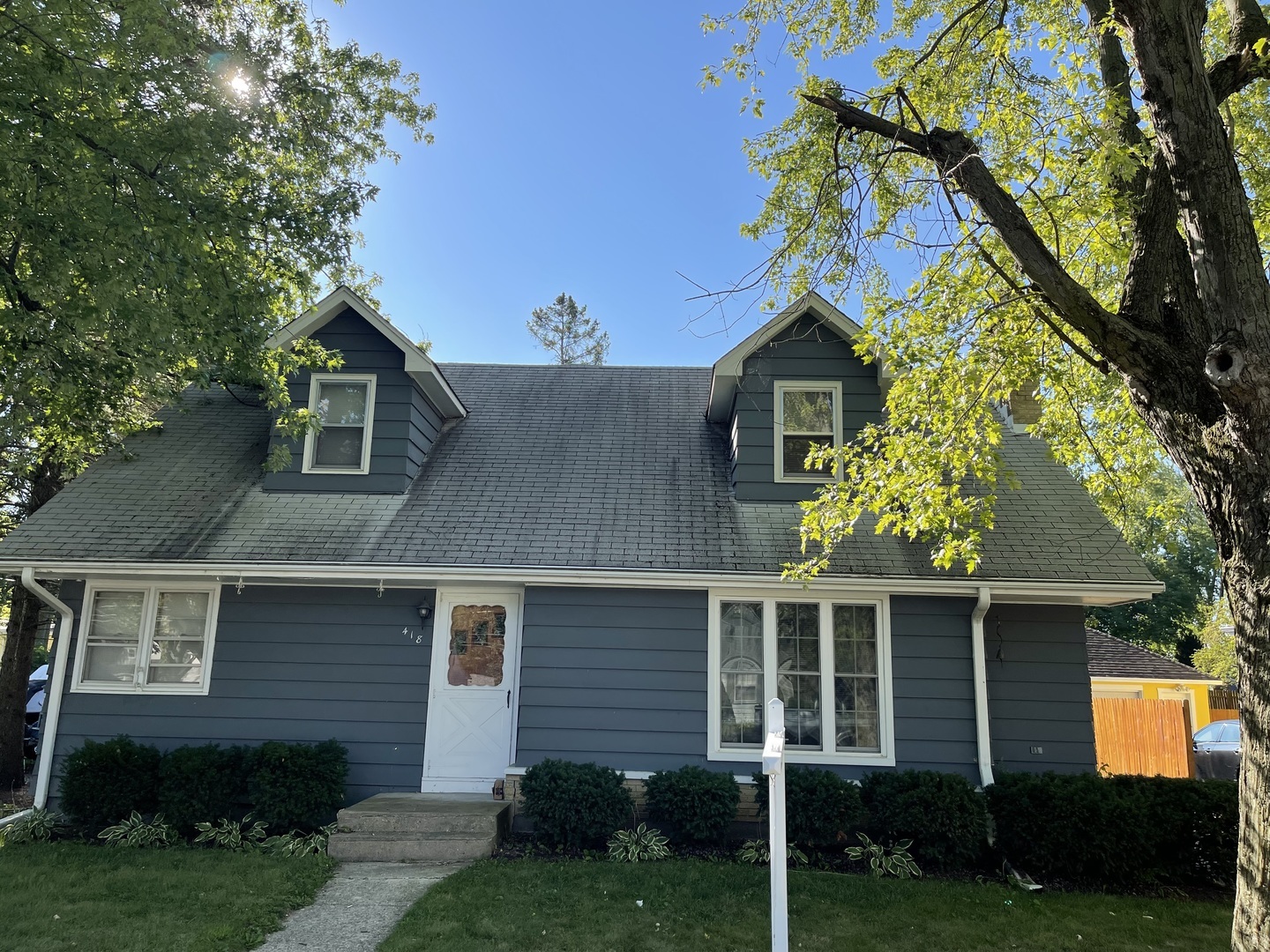 Property Photo:  418 Douglas Street  IL 60543 