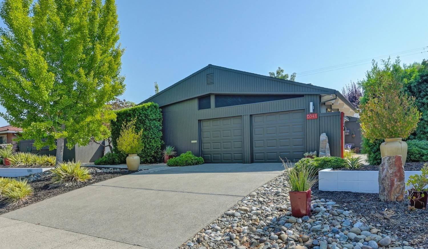 Property Photo: 6341 S Land Park Drive CA 95831